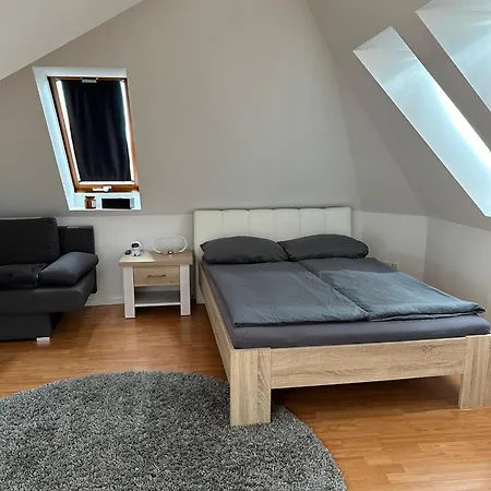 Q2 Apartment Hannover Doehren Mit Ausblick Exterior photo